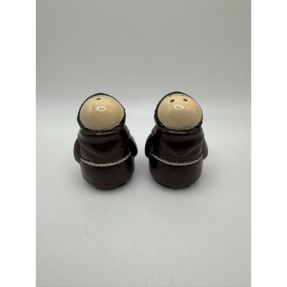 Friar Tuck Clergy Monk S & P Set Goebel c1940-1955, W. Germany 2.5”Flush Faces - Picture 4 of 6